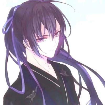 女子在公交站台阻止男子抽烟遭辱骂
